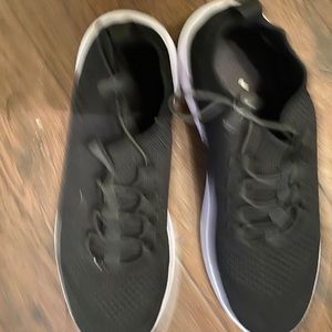 Cute running shoes with out regular laces